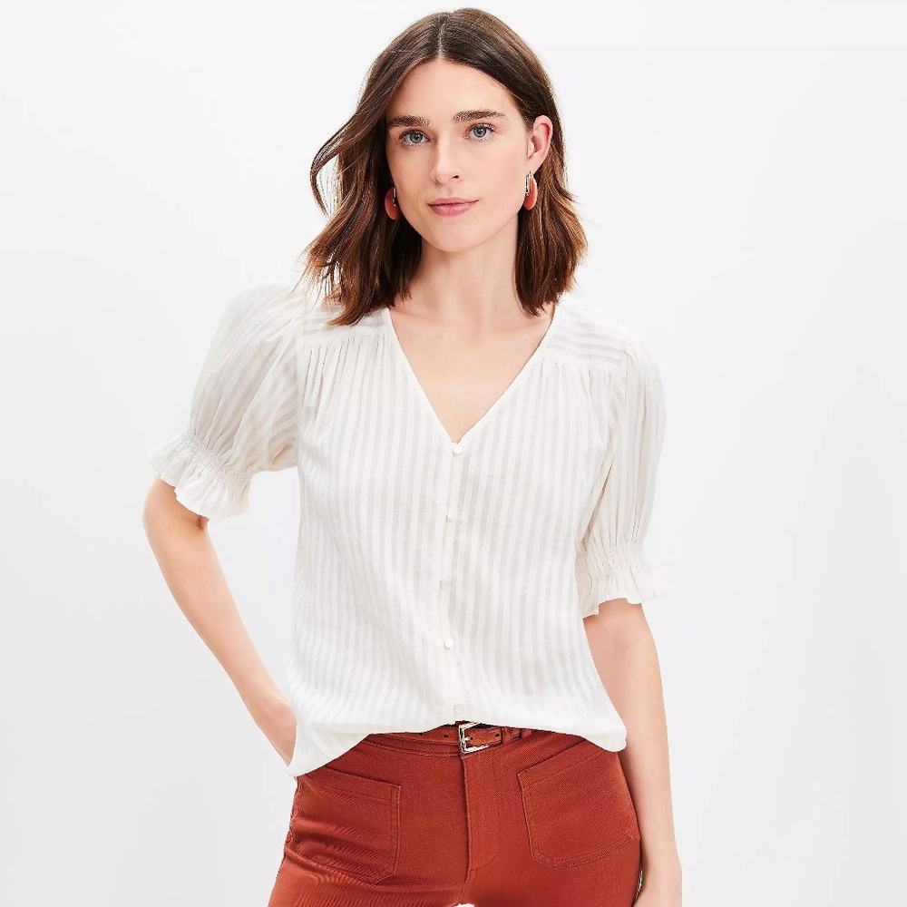 LOFT Dobby Puff Sleeve V-Neck Mixed-Media Button-Up Blouiset Ivory - Sz M